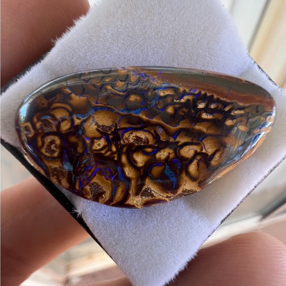Huge 34.00ctw genuine boulder Opal loose!!! Extremely nice colors with gem jar - Picture 4 of 13